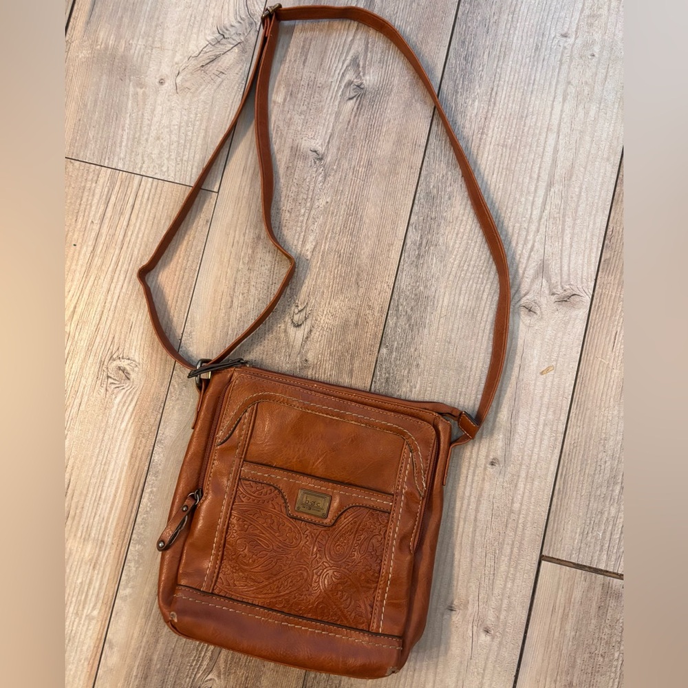 B.O.C. Women’s Brown Leather Crossbody Bag